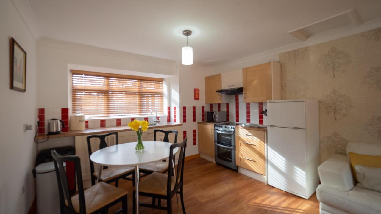 Surlingham Lodge Garden Cottage NWI Buitenkant foto